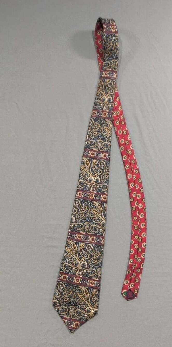Tommy Hilfiger Silk Neck Tie Red Blue Paisley Medallion Designer 90s